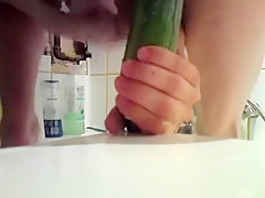 ZUCCHINI IN ASS