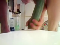 ZUCCHINI IN ASS