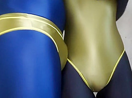 Zentai girl vibrating