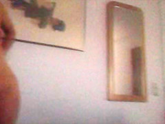 blurried voyeurish glimpse (sorry for the quality)