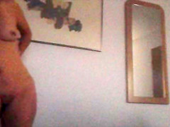 blurried voyeurish glimpse (sorry for the quality)