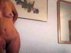blurried voyeurish glimpse (sorry for the quality)