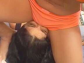 brazil smother/facesitting