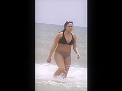 candid big wet jiggly tits, beach boobs 55