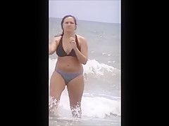 candid big wet jiggly tits, beach boobs 55