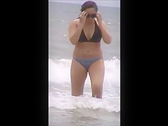 candid big wet jiggly tits, beach boobs 55