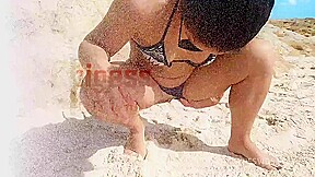 drinking pee on the public beach in front of people, HIGH RISK - PissVids