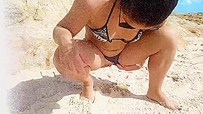 drinking pee on the public beach in front of people, HIGH RISK - PissVids