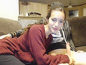 gorgeous teen 18+ princess playing on live webcam