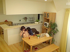 477grmo-116 Human Observation In The Living Room Of The