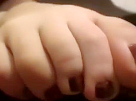 lauren feet