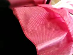 metiendo mano en el metro