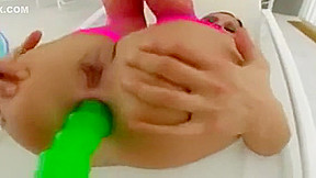 mugur anal gape