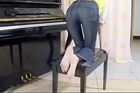 nessy feet