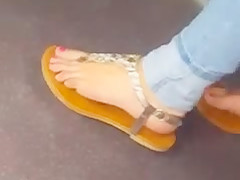 nice pink toes