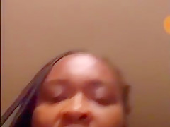 phat booty jiggle