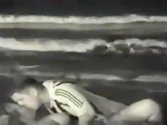 tapes a dude with soccer shirt fucking a partyslut at the beach