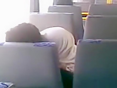 tapes an arab hijab girl blowing her bf's cock in a public bus