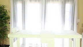 teen 18+ Masseuse Gets Jizzed