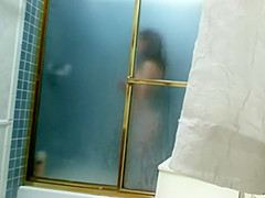 teen 18+ girl got a triangle shaped pubes