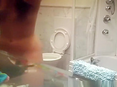 teen 18+ spied peeing and dressing