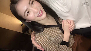 0002535_ニホン女性が大量潮吹きするガンハメのエチ合体