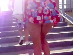 upskirt 37