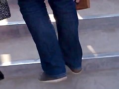 upskirt 37